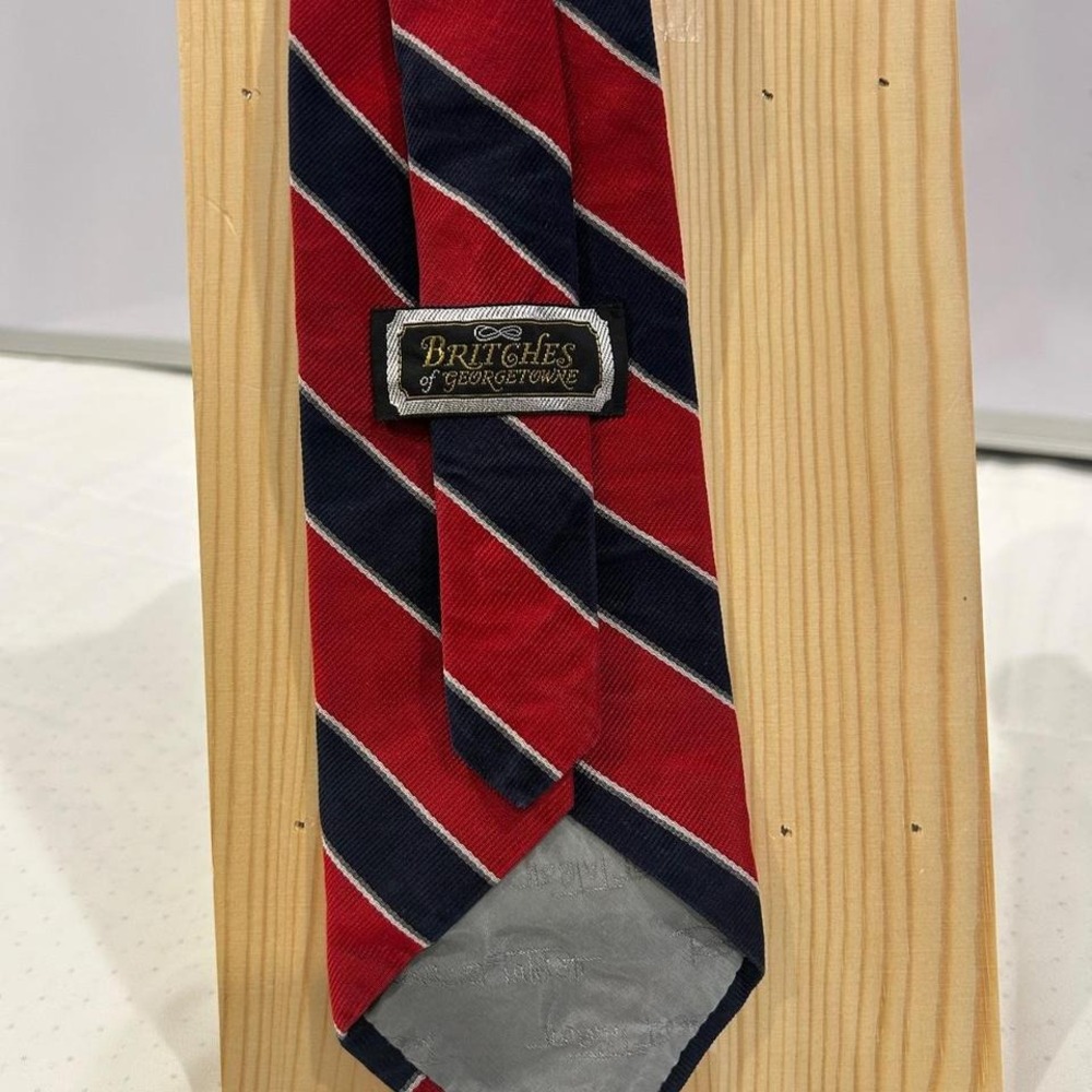Robert Tolbott necktie